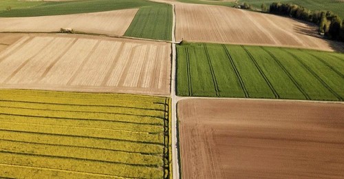 Governança de terras e inteligência territorial